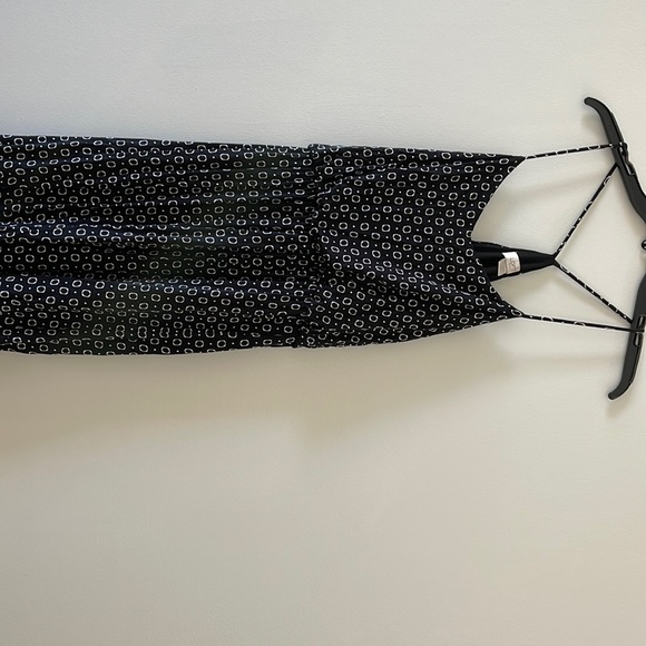 The Loft Dress - Picture 1 of 4